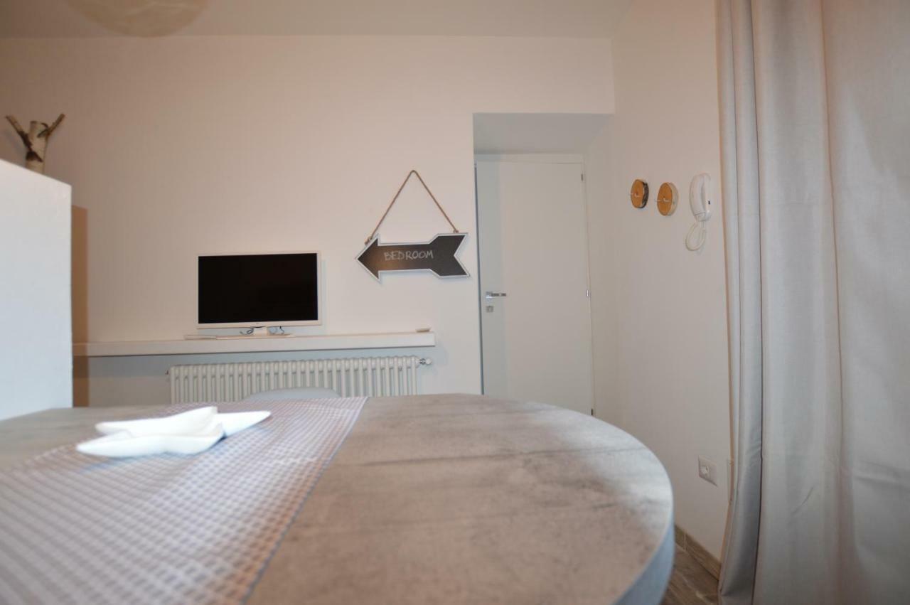 Casa Delle Corti Apartamento Colico Exterior foto